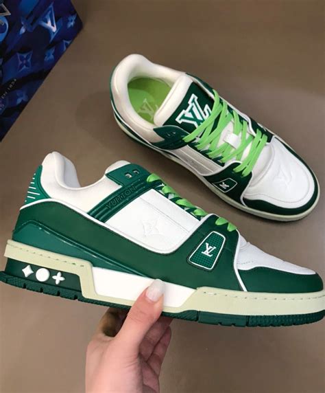 louis vuitton sneakers groen roze|LV Trainers .